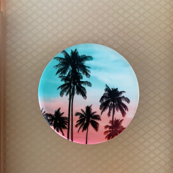 Tech 21 iPhone case 6S or 8plus cell phone case - Picture 4 of 6